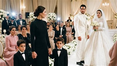 دعاني طليقي إلى حفل زفافه الفخم ليُهينني