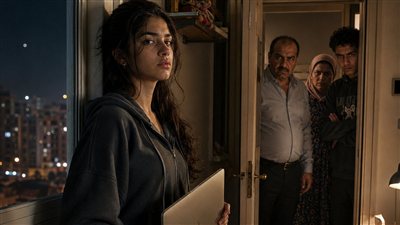 كبش فداء بقلم منــال عــلي